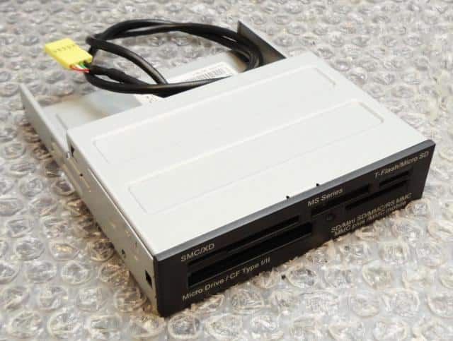 Acer CR.10400.012 RI730-1 Multi Media Card Reader &amp; Cable