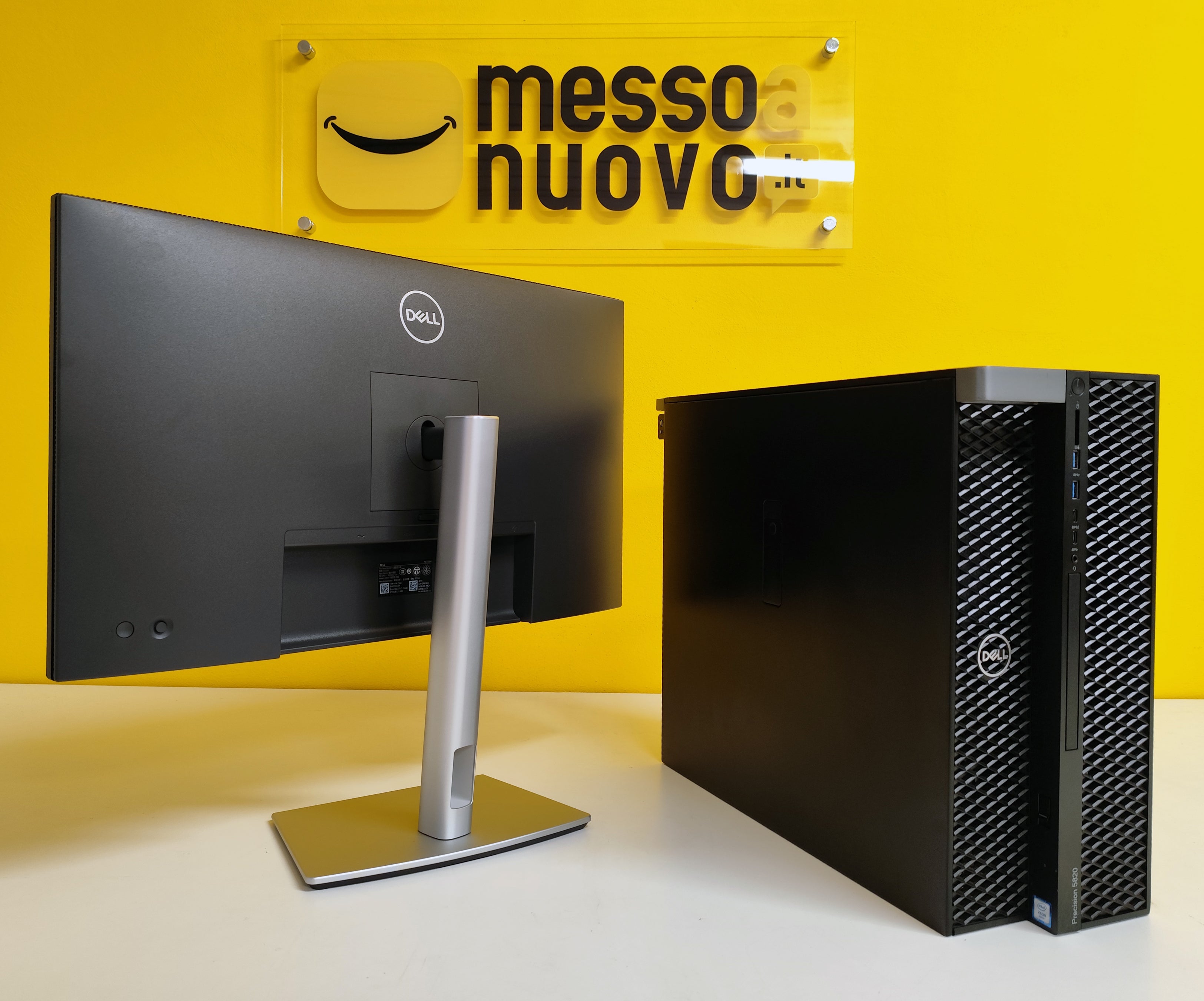 Bundle Dell Precision 5820 con monitor 27 pollici, workstation con Intel Xeon W-2123, 32GB RAM, SSD 1TB e Nvidia Quadro RTX 4000, ideale per grafica e progettazione.