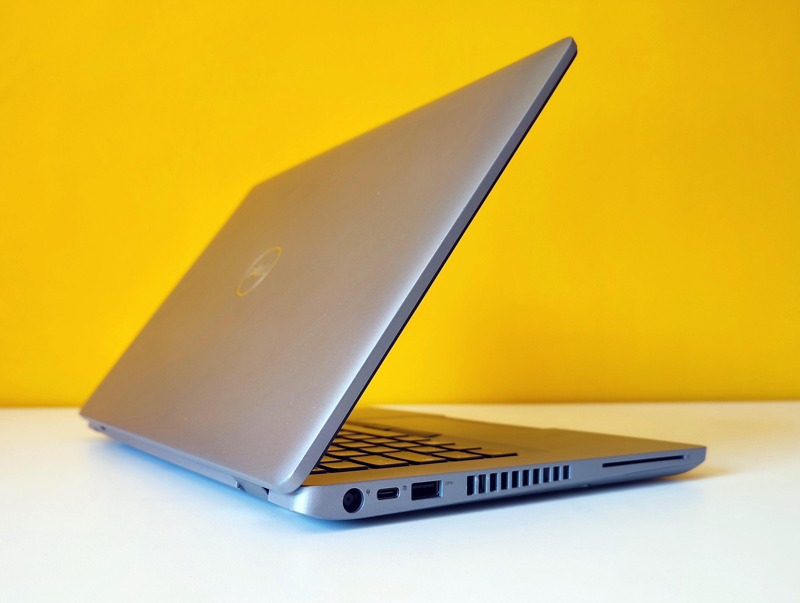 DELL Latitude 5410 Notebook