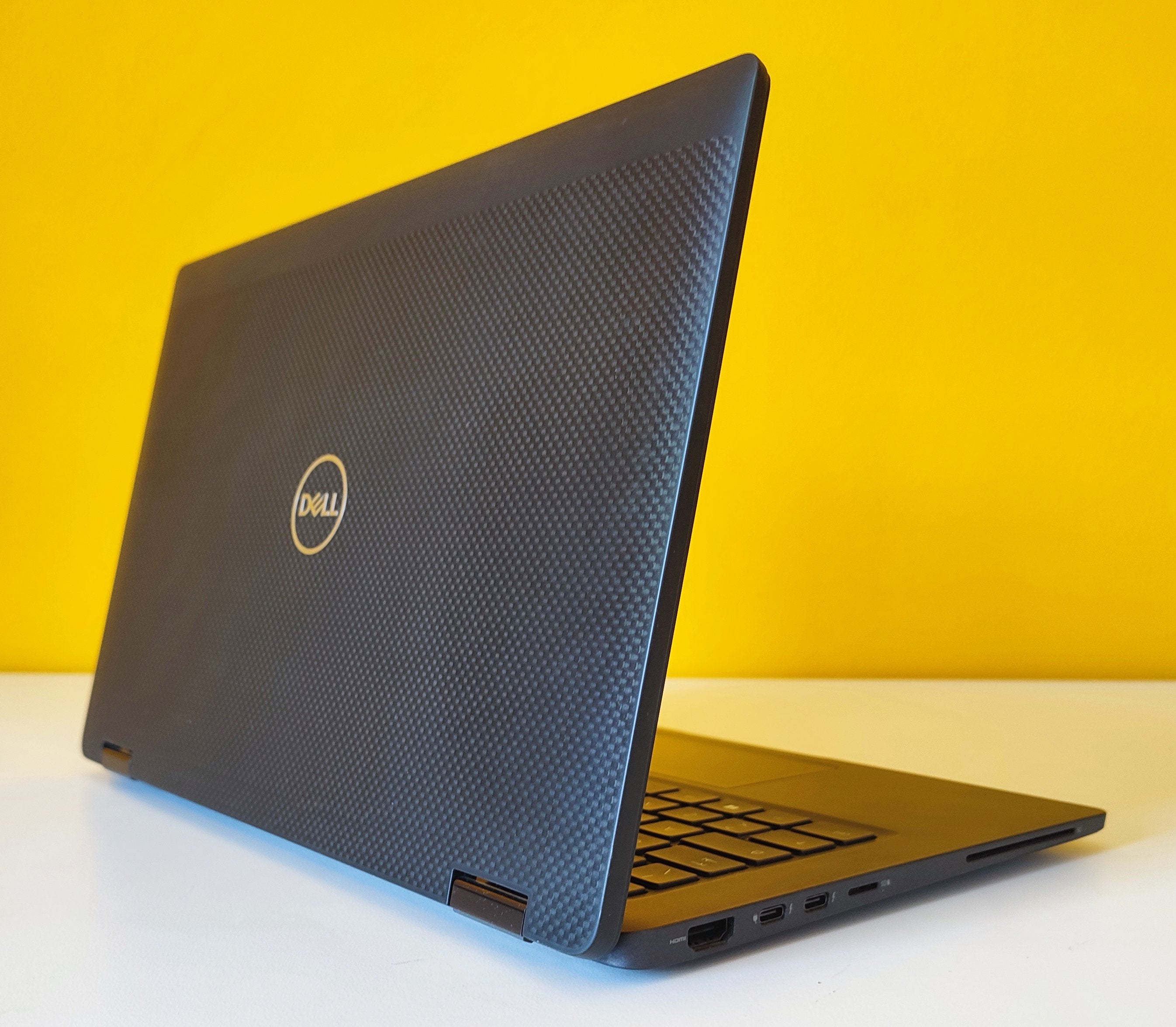 DELL Latitude 7310 Notebook 2-1 Convertibile 13.3