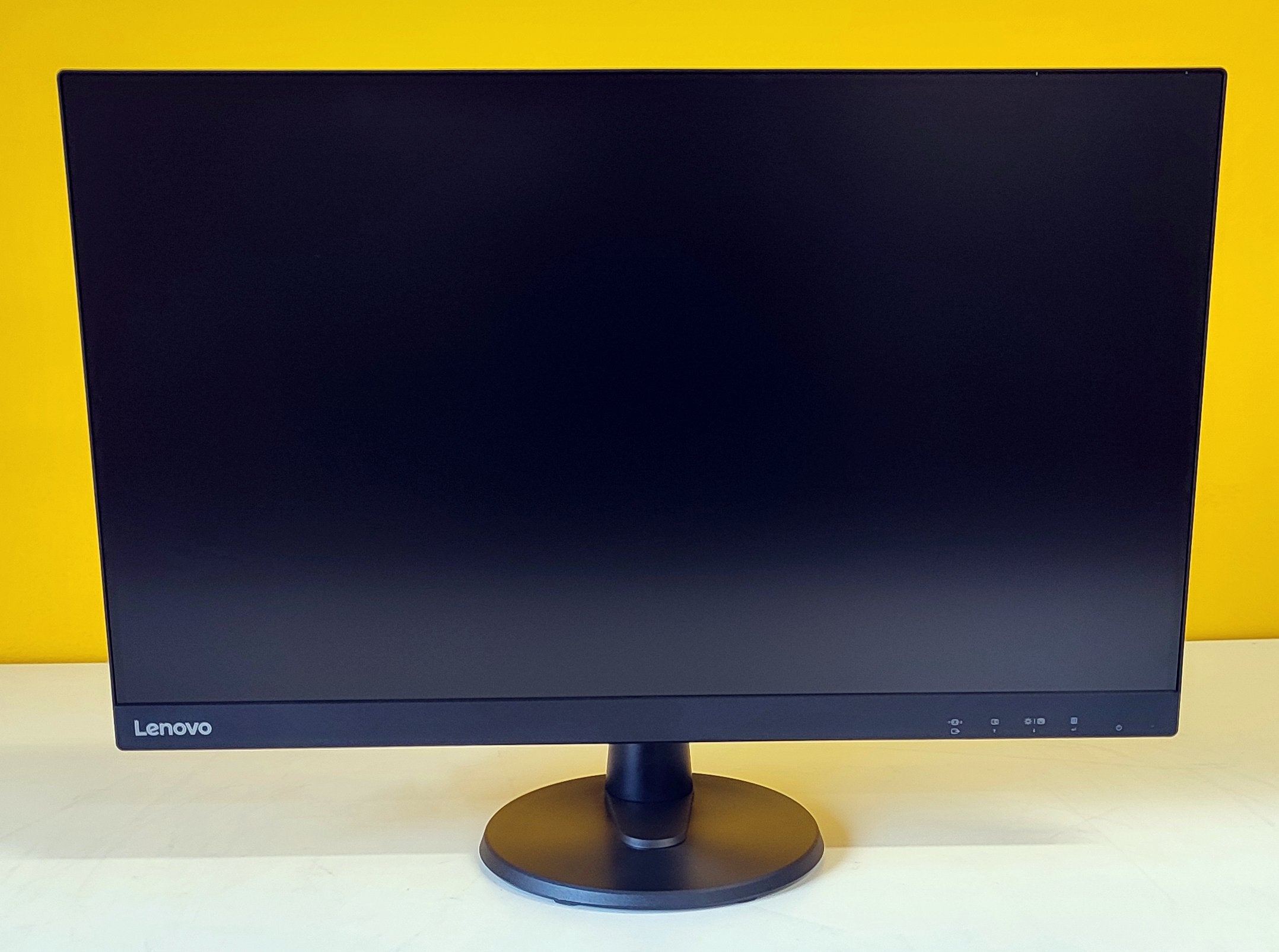 Lenovo All-In-One 27" FullHD mit ThinkCentre Mini-PC | Intel Core i5-8500T | FreeDOS 