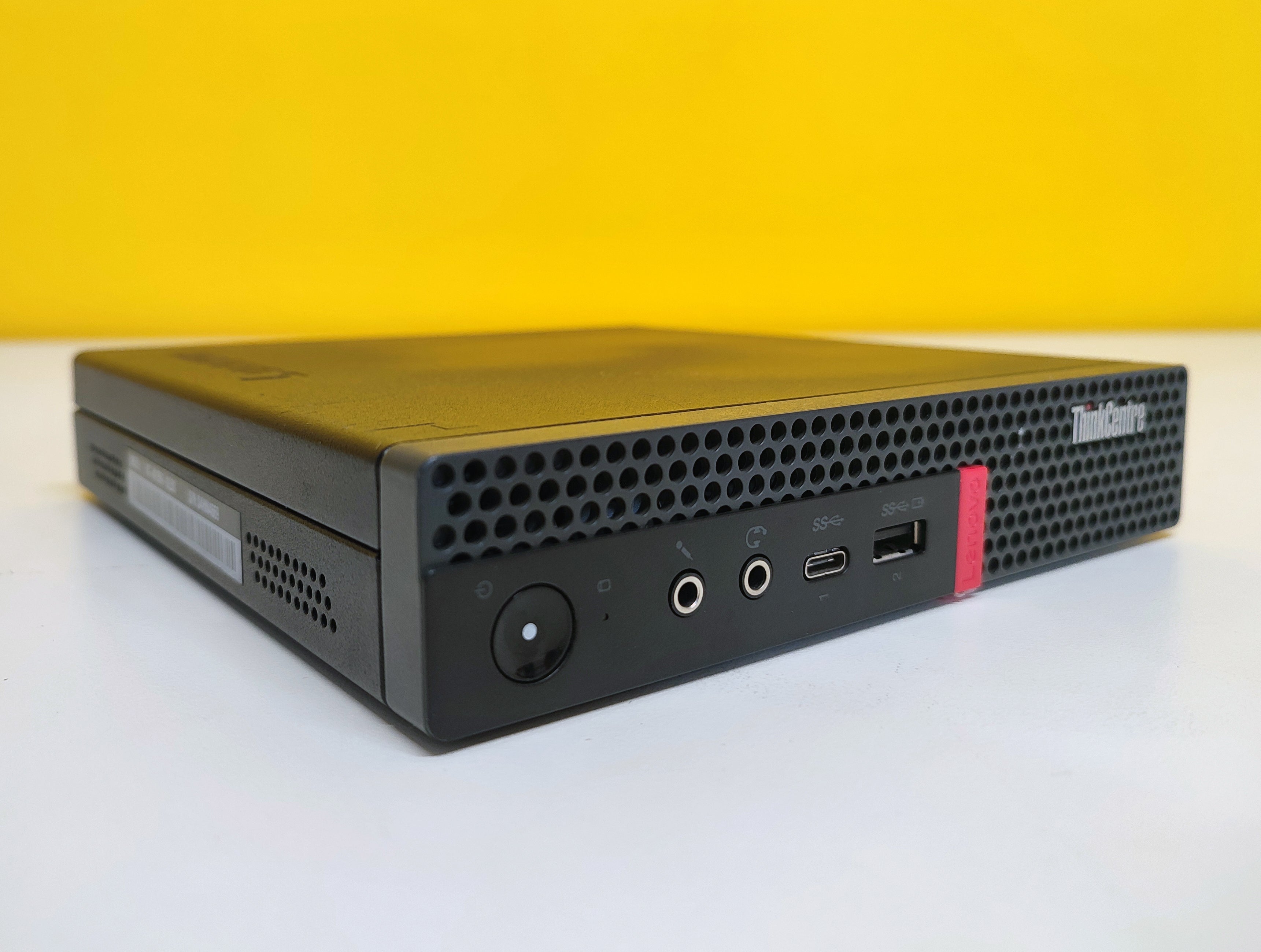 Lenovo ThinkCentre M920Q Mini PC Refurbished | Intel Core i5-8500T | Windows 11 Pro Display Port HDMI USB Type-C Ultra-Compact and Powerful