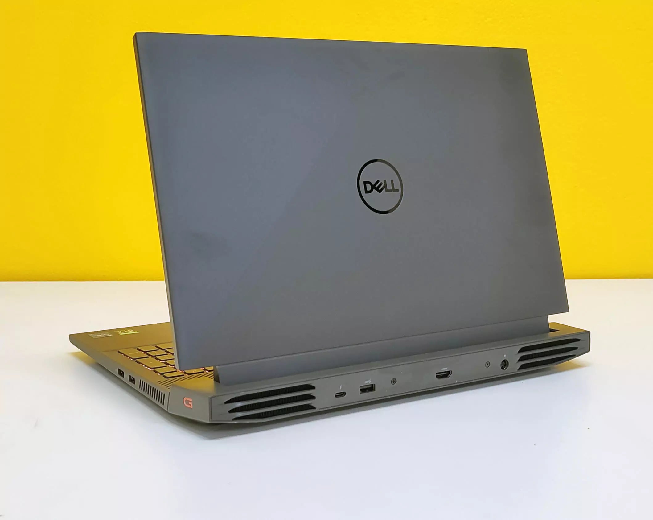 Dell G15 5511 Gaming notebook