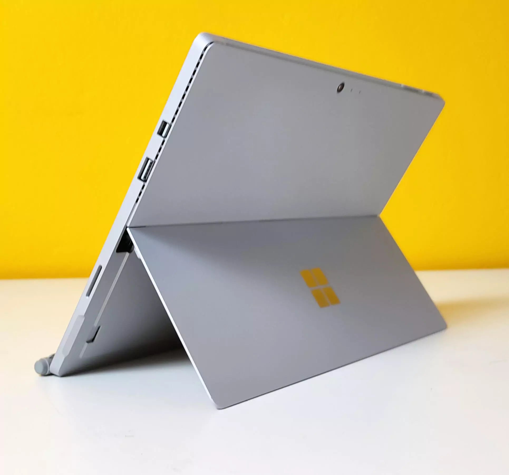 Microsoft Surface Pro 4